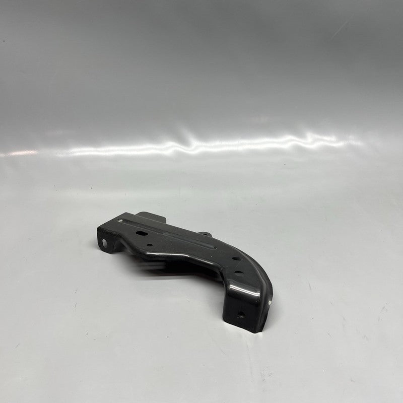 1092305-00-B TESLA MODEL 3 FENDER BRACKET RIGHT 2020 2021 2022 2023 OEM 1092305-00-B