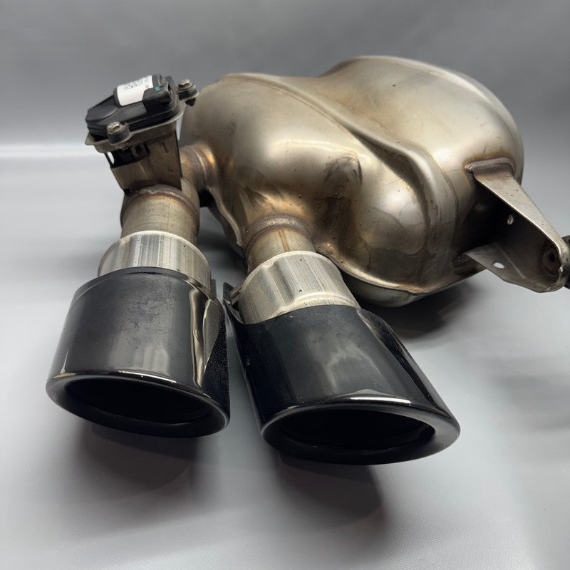 PORSCHE MACAN EXHAUST MUFFLER AND PIPE LEFT REAR 2019-2021 2022 2023 2