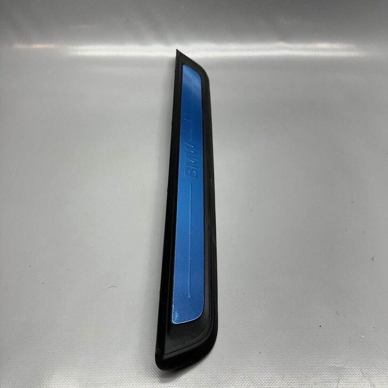 7407387 BMW 330 DOOR SILL PLATE LEFT FRONT 2019 2020 2021 OEM 7407387