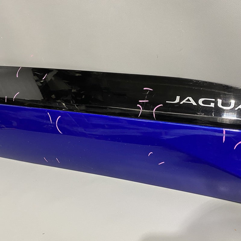 J9D3-21064-A JAGUAR I-PACE DOOR TRIM RIGHT FRONT J9D3-21064-A OEM 2019 2020 2021 