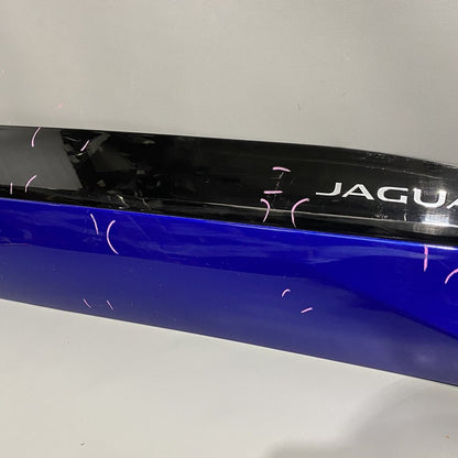 J9D3-21064-A JAGUAR I-PACE DOOR TRIM RIGHT FRONT J9D3-21064-A OEM 2019 2020 2021 