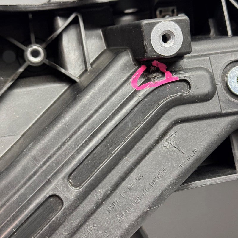 TESLA MODEL 3 RADIATOR SUPPORT BRACKET 2023 2024 2025 OEM 1711743-00