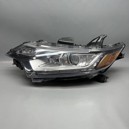 MITSUBISHI OUTLANDER HEADLIGHT LEFT DRIVER 2016 2017 2018 2019 2020 HALOGEN OEM 