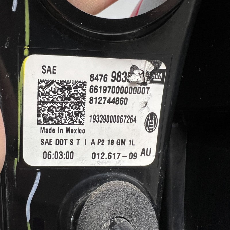 84769835 CHEVY EQUINOX TAIL LIGHT LEFT DRIVER 2018 2019 2020 2021 OEM