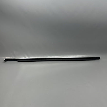 7437864 BMW 740 DOOR WINDOW MOLDING RIGHT FRONT 750 2016 2017 2018 2019 OEM 7437864