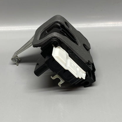 LR082226 / FX23-2A451-AB LAND ROVER DEFENDER LEFT REAR DOOR LOCK LATCH 2020 2021 2022 2023 OEM LR070433
