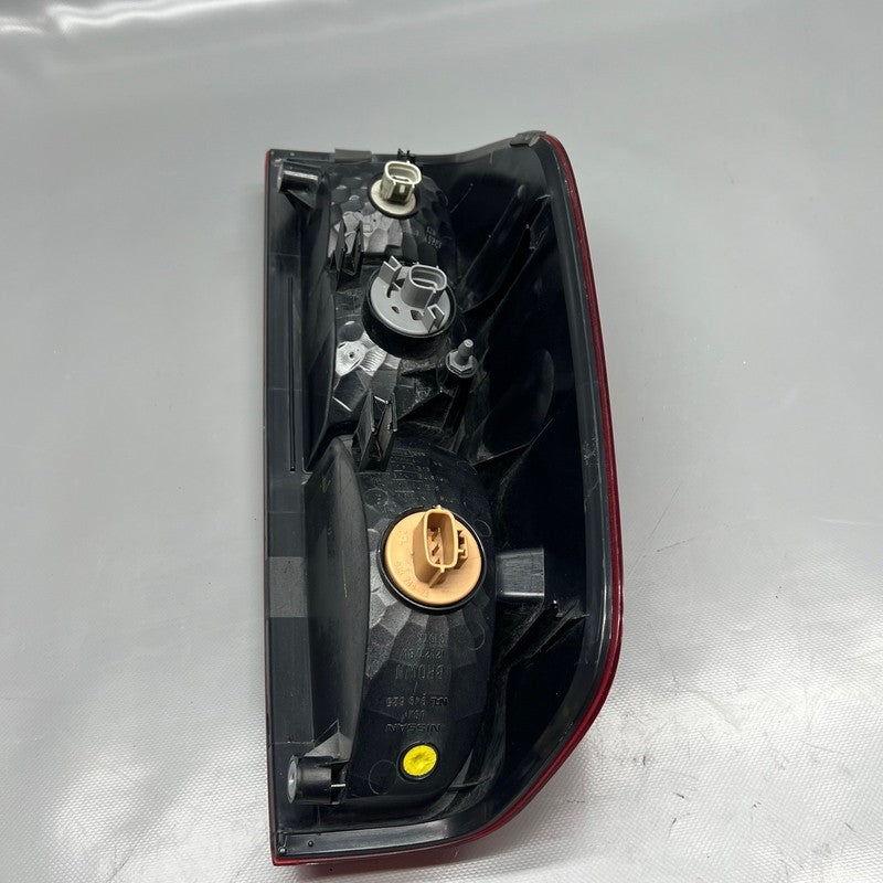 NISSAN FRONTIER TAIL LIGHT RIGHT PASSENGER 2005-2009 2010 2011 2012 20