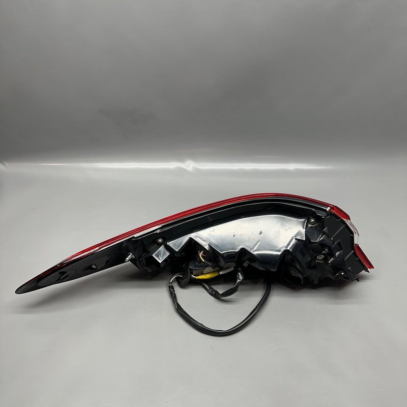 TOYOTA CAMRY TAIL LIGHT RIGHT PASSENGER 2018 2019 2020 2021 2022 2023 