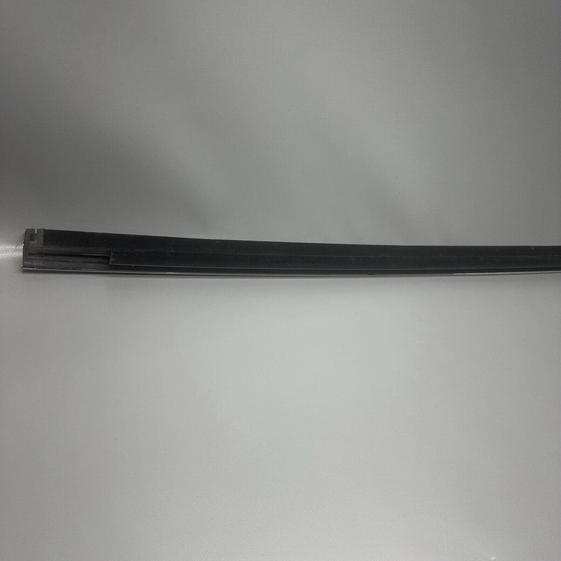 1098685-00-D TESLA MODEL X DOOR WINDOW MOLDING LEFT REAR 2016 17 18 19 2020 OEM 1098685-00-D