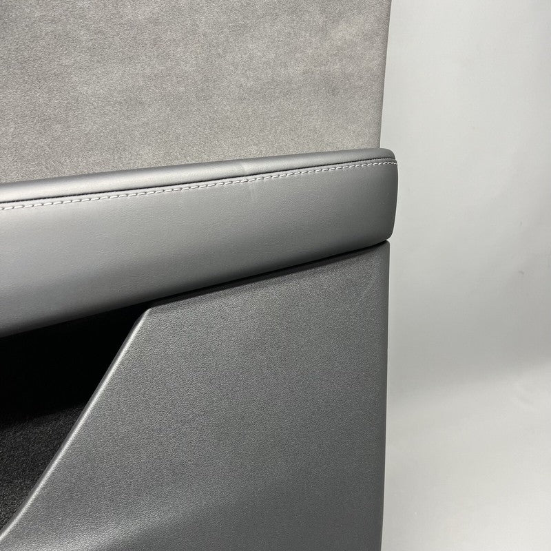 1997295-00-B TESLA MODEL Y DOOR PANEL RIGHT FRONT 2020 2021 2022 2023 OEM 1997295-00-B