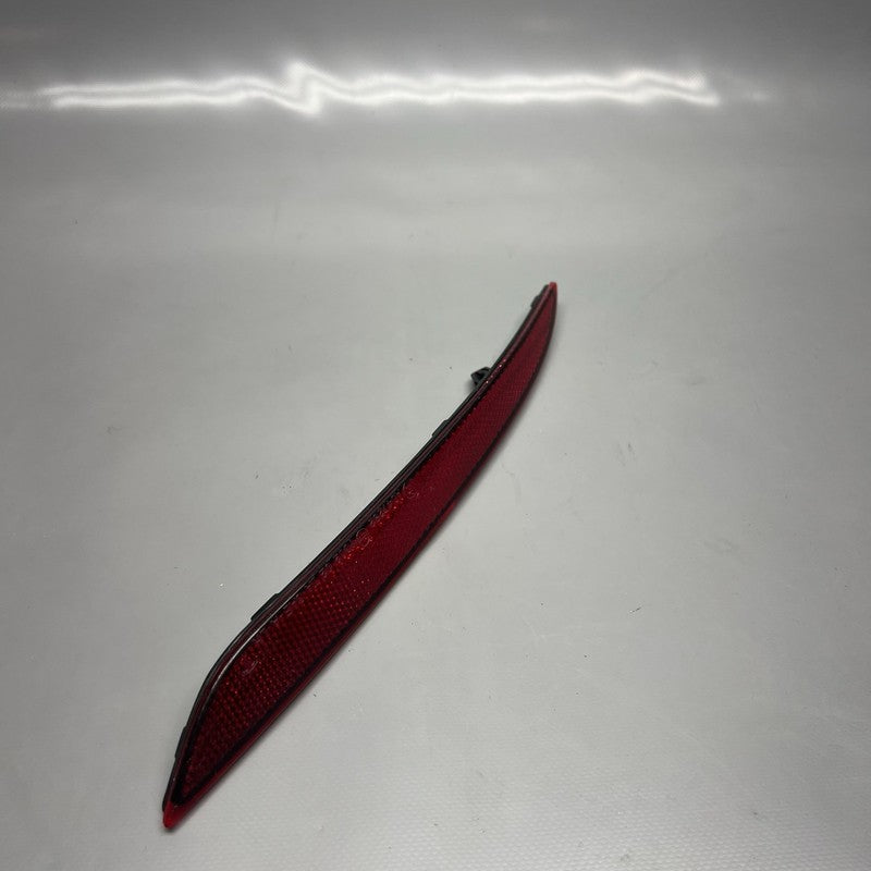 6007705-00-C TESLA MODEL S REAR BUMPER REFLECTOR LEFT DRIVER 2016 2017 2018 2019 2020 OEM