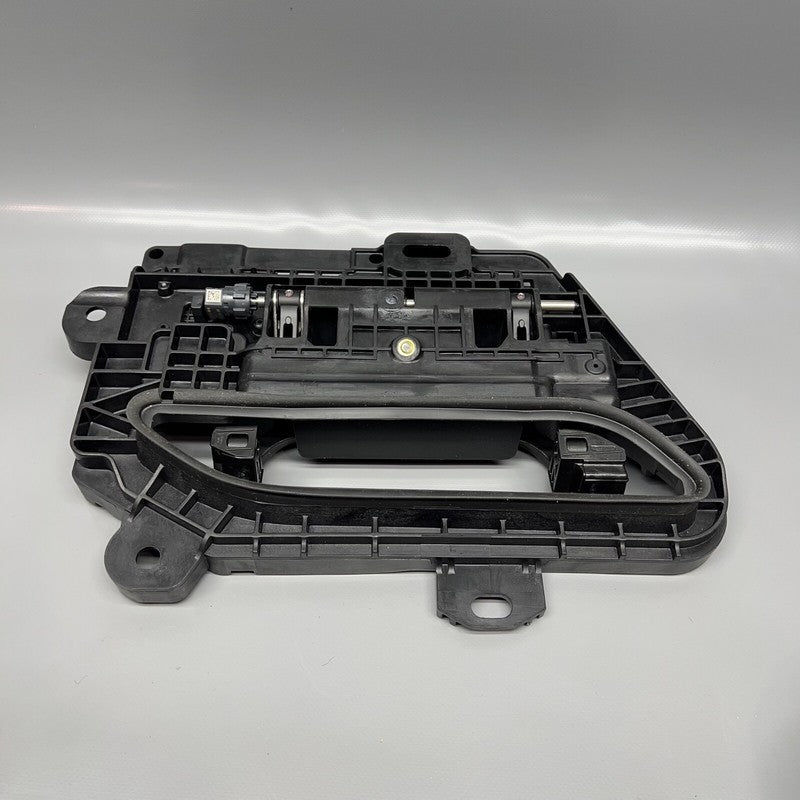 1046122-00-G TESLA MODEL S DOOR HANDLE RIGHT FRONT 2017 2018 2019 GEN2 OEM 1046122-00-G