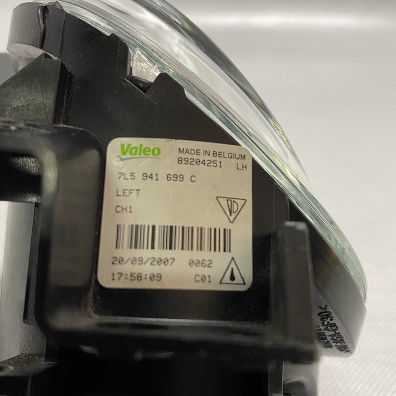 7L5941699C PORSCHE CAYENNE FOG LIGHT LEFT DRIVER SIDE 7L5941699C OEM 2008 2009 2010