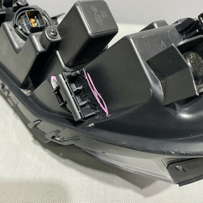 92208-S2000 HYUNDAI SANTA FE HEADLIGHT RUNNING LIGHT RIGHT PASSENGER LED 2019 2020 2021