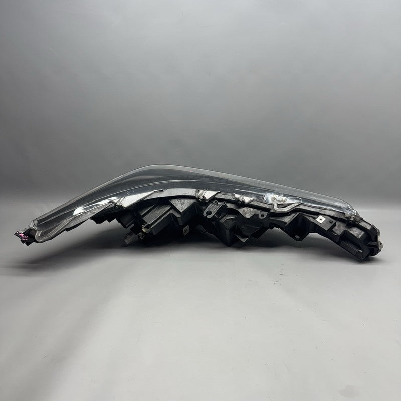 2020 2021 2022 2023 TOYOTA COROLLA HEADLIGHT LEFT DRIVER OEM