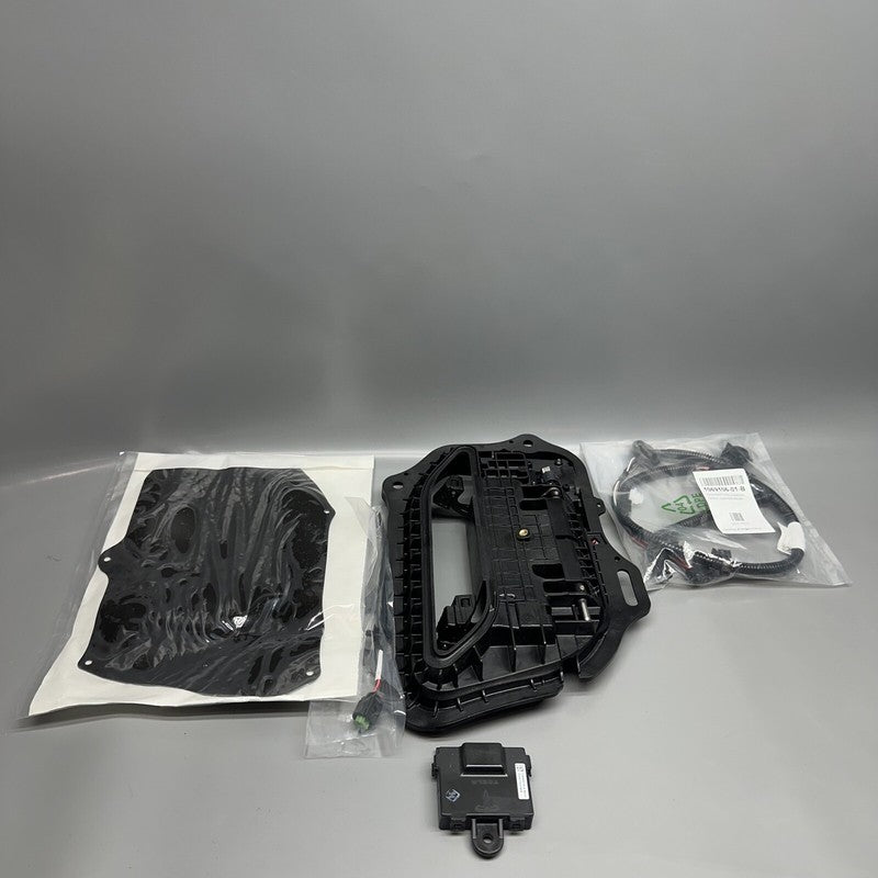 1133398-00-A TESLA MODEL S DOOR HANDLE RIGHT REAR 2016 2017 2018 2019 2020 OEM 1133398-00-A