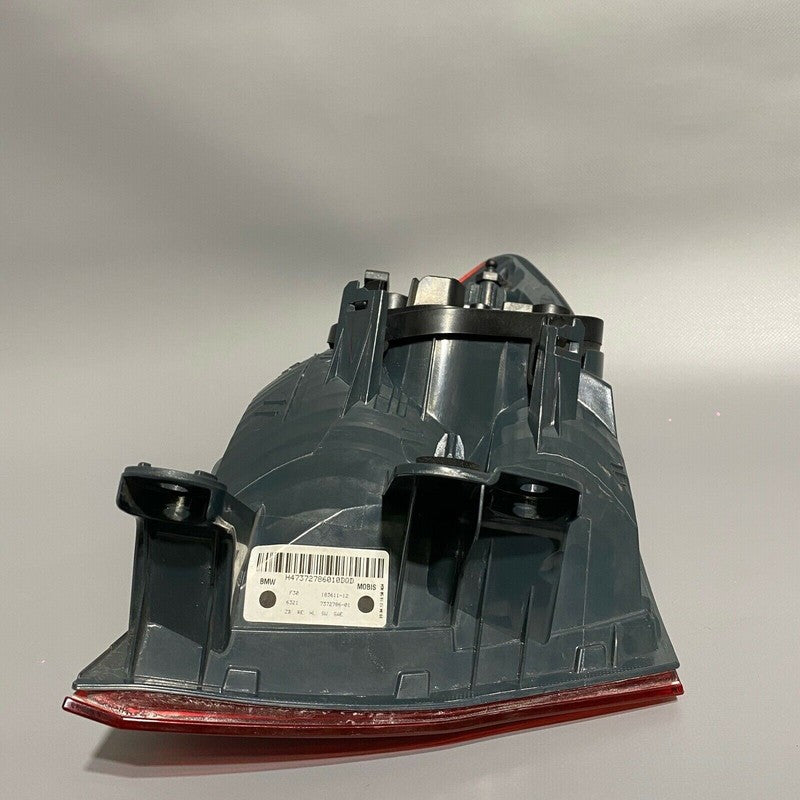 63217372786 BMW 328 TAIL LIGHT RIGHT PASSENGER F30 63217372786 2012 2013 2014 2015 LED