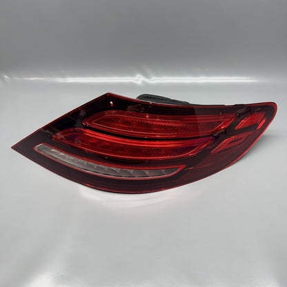 A17298066200 MERCEDES BENZ SLC43 TAIL LIGHT RIGHT PASSENGER 2017 2018 OEM A1729066200