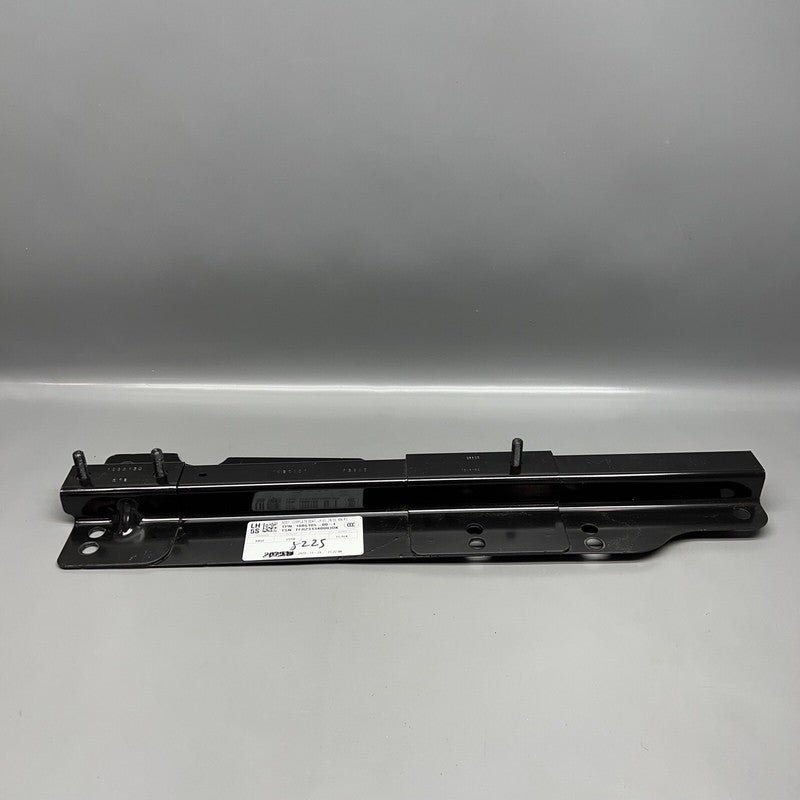 1086166-00-i TESLA MODEL X 2ND ROW 5 SEATER BRACKET 2021 2022 2023 2024 OEM 1086166-00-i