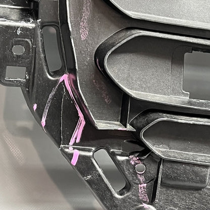 4KE807233B AUDI E-TRON GRILLE SUPPORT 2019 2020 2021 2022 2023 OEM 4KE807233B