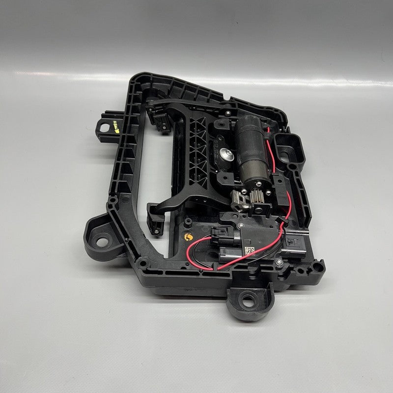 1046122-00-G TESLA MODEL S DOOR HANDLE RIGHT FRONT 2017 2018 2019 GEN 2 OEM 1046122-00-G