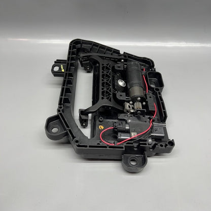 1046122-00-G TESLA MODEL S DOOR HANDLE RIGHT FRONT 2017 2018 2019 GEN 2 OEM 1046122-00-G