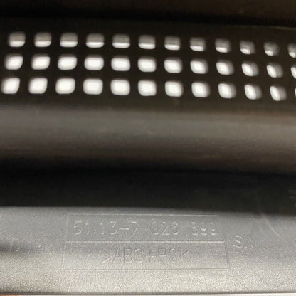 51137026899 RANGE ROVER HSE FENDER GRILLE FRONT LEFT OEM 2003 2004 2005 OEM 