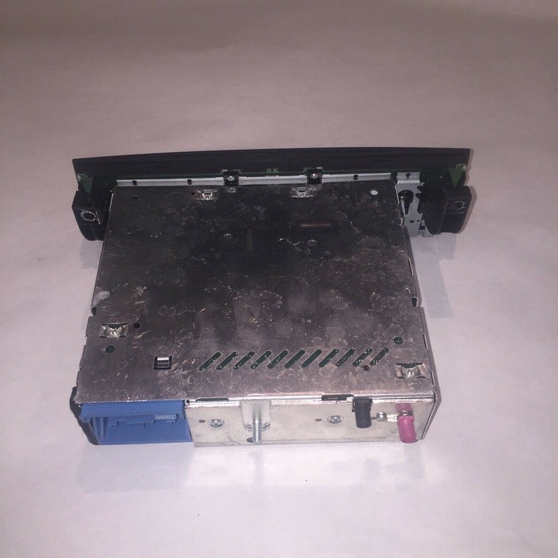 65129289121-02 BMW 128 135 AUDI RADIO RECIEVER CD 2011 2012 2013 OEM