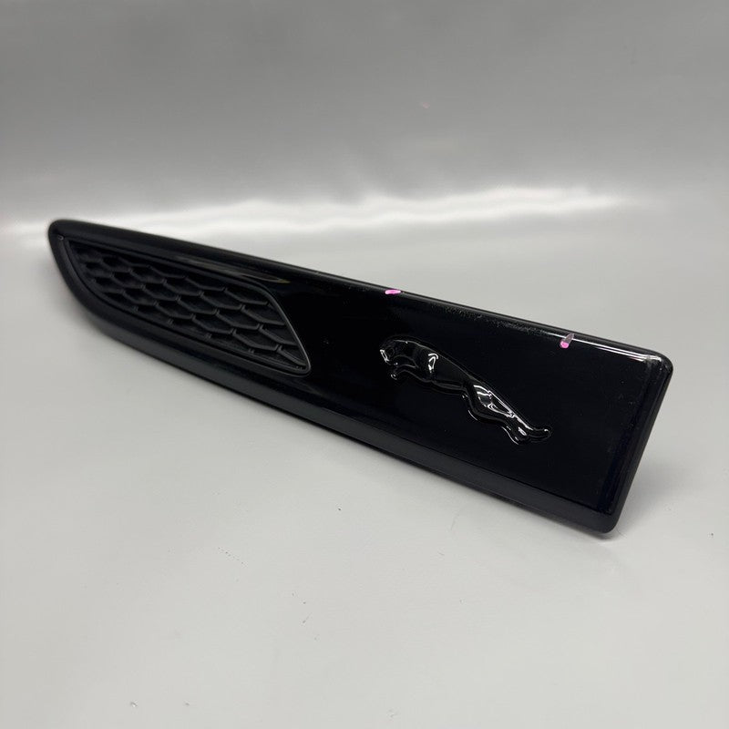 JAGUAR F-PACE FENDER AIR VENT GRILLE LEFT FRONT OEM MX83-280B11-AB