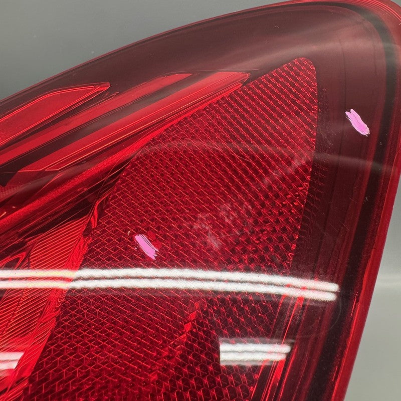 MERCEDES BENZ C63 C300 TAIL LIGHT RIGHT PASSENGER AFTERMARKET 2019 202