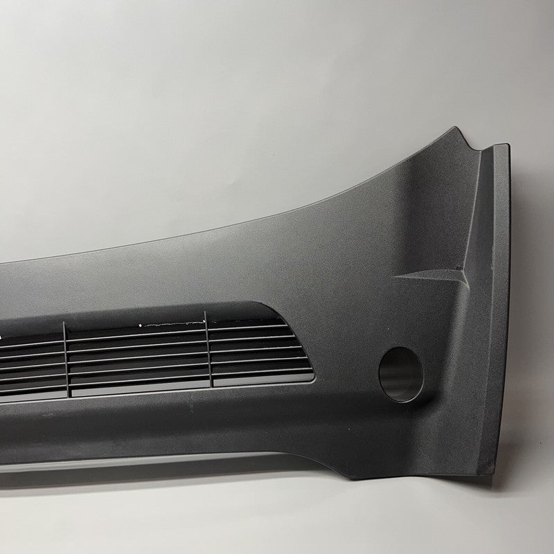 1492605-00-B TESLA MODEL Y WINDSHIELD WINDOW WIPER COWL PANEL 2020 21 22 2023 1619812-00-B