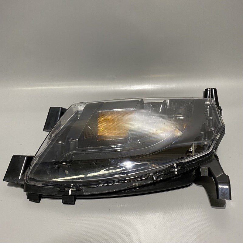 1005996-00-D TESLA MODEL S FOG LIGHT RIGHT PASSENGER SIDE 1005996-00-D 2015 2016 OEM