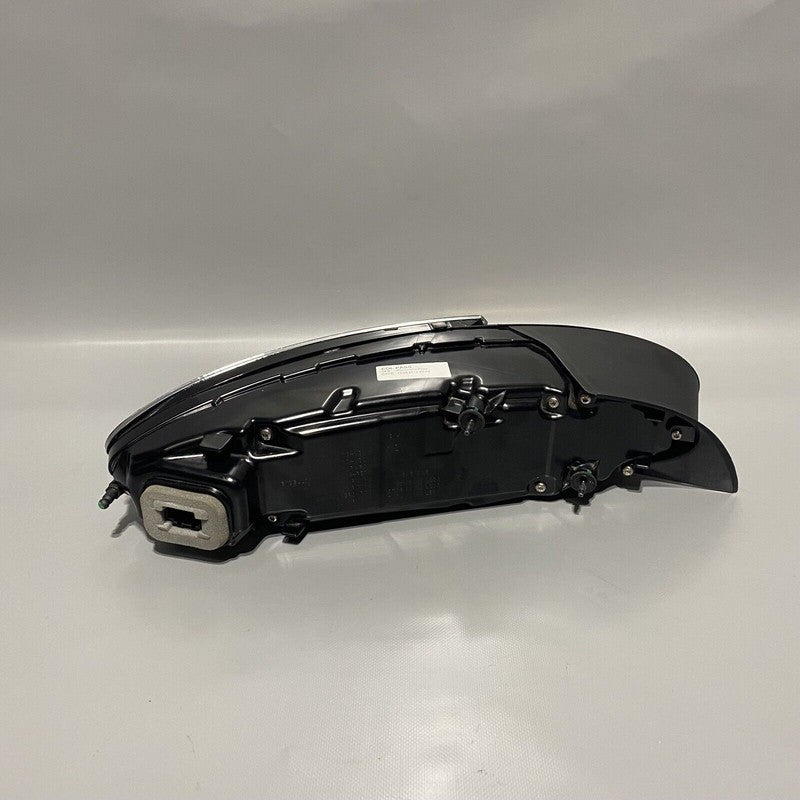 BENTLEY GT GTC TAIL LIGHT RIGHT PASSENGER SIDE 2020 2021 2022 OEM 3SD9