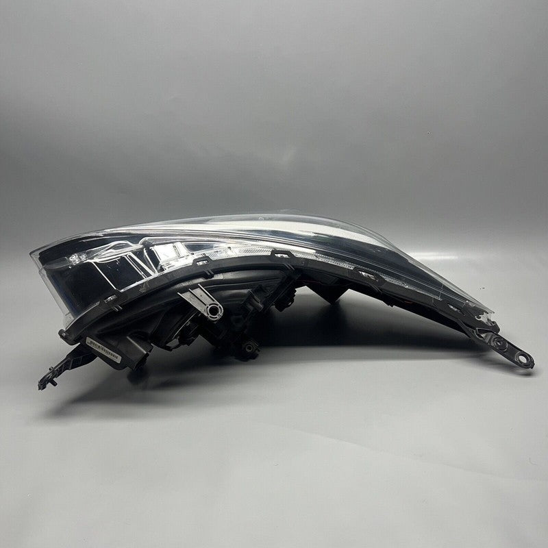 84001 FL00B SUBARU IMPREZA HEADLIGHT RIGHT PASSENGER HALOGEN 2017 2018 2019 2020 2021 2022