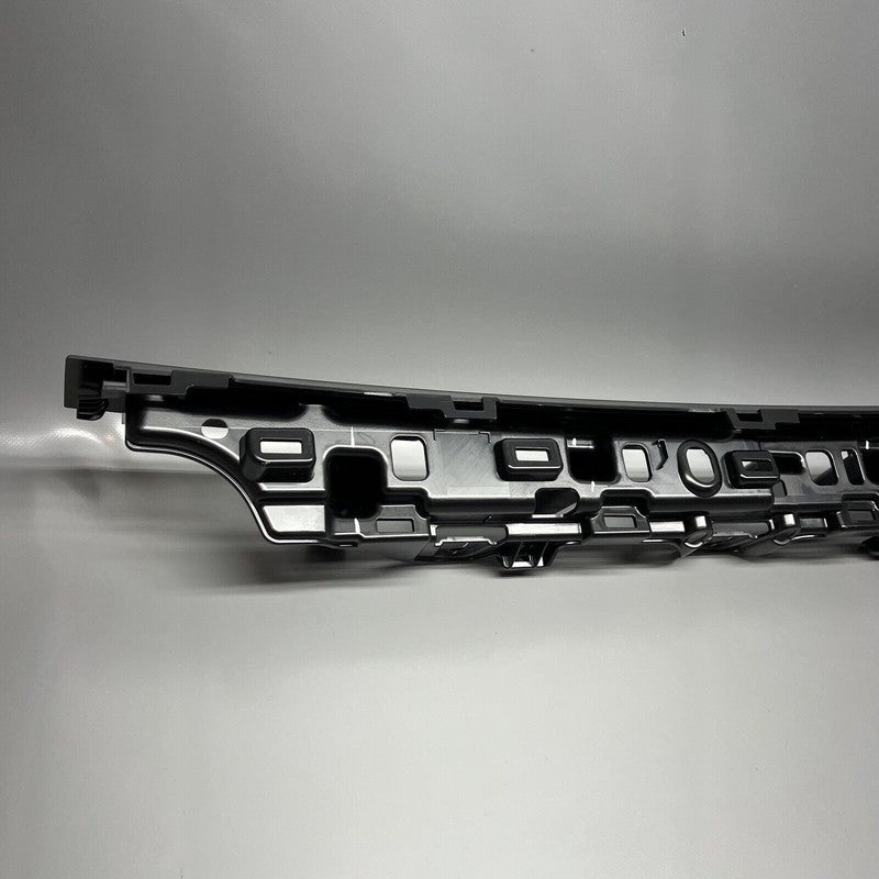 1060411-00-C TESLA MODEL X DOOR TRIM WITH MOUNT RIGHT REAR 2016 17 18 19 20 21 22 2023 OEM