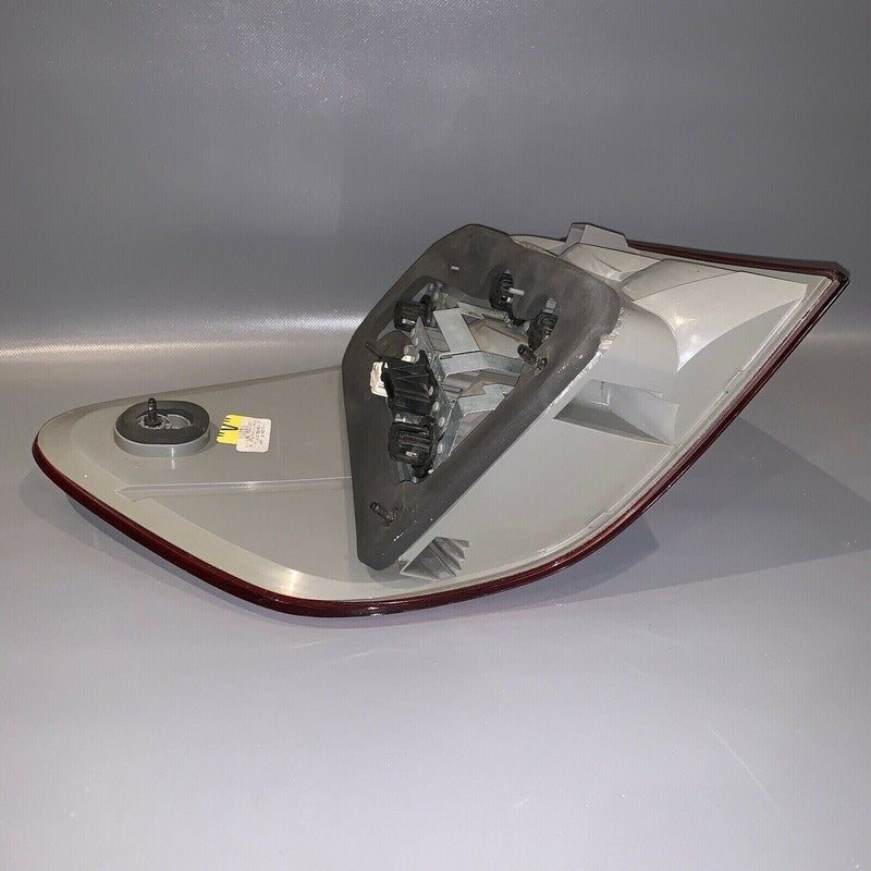 A1708201164 MERCEDES BENZ ML63 ML350 RIGHT PASSENGER TAIL LIGHT 2006 07 2008 OEM A1708201164