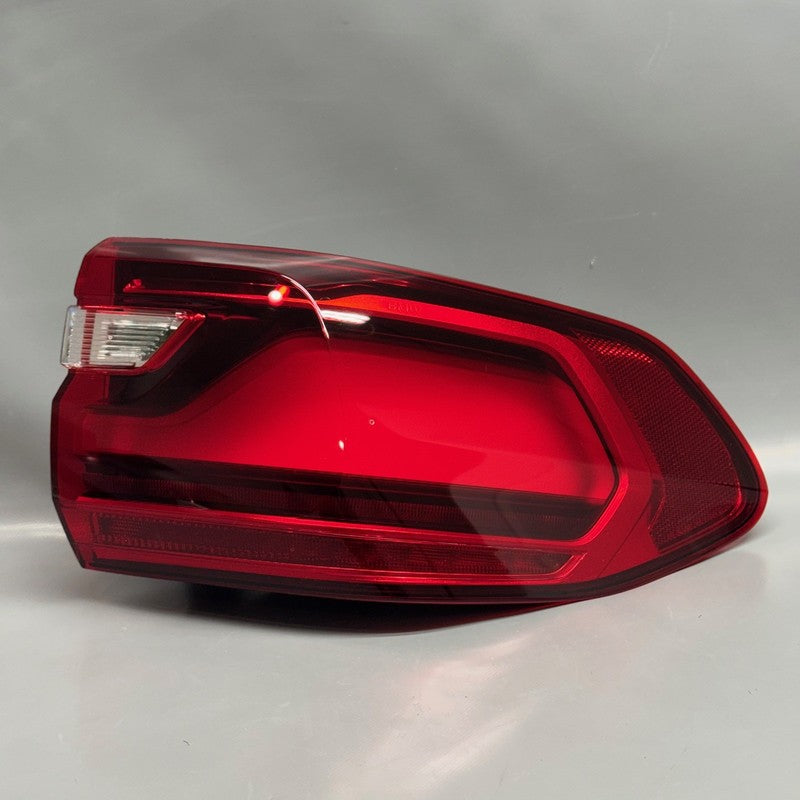 BMW X7 TAIL LIGHT RIGHT PASSENGER 2019 2020 2021 2022 OEM H45A164A605