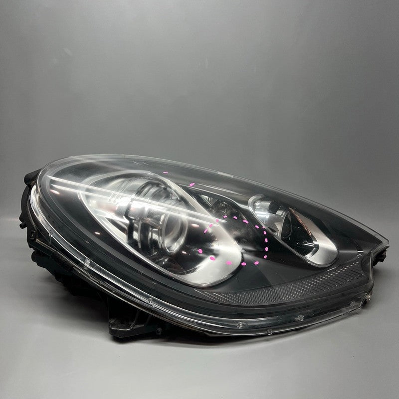 PORSCHE MACAN TURBO HEADLIGHT RIGHT PASSENGER 2015 2016 2017 2018 XENO