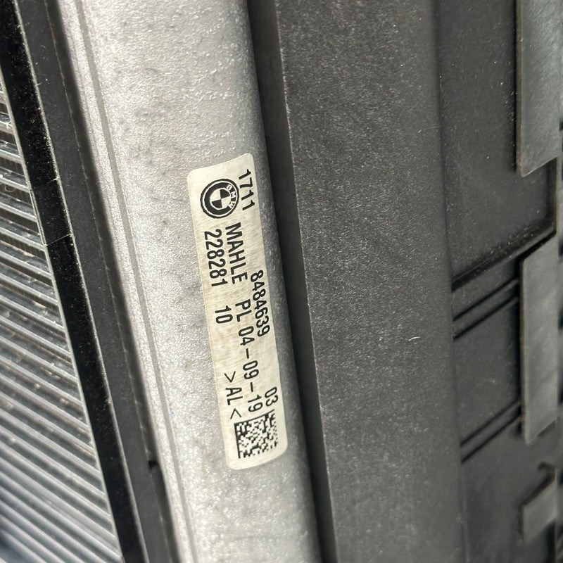 BMW 850 M8 RADIATOR 2017 2018 2019 OEM 7953398
