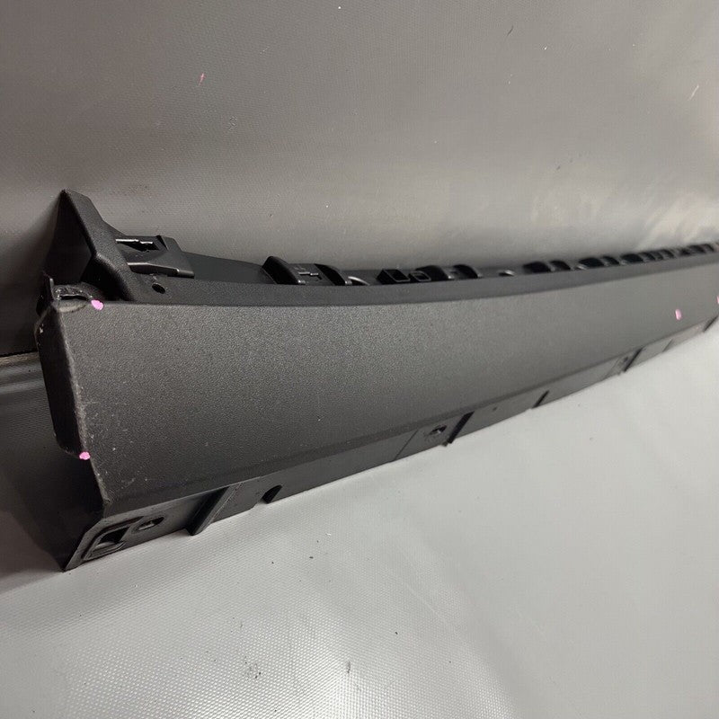 9Y0853752 PORSCHE CAYENNE ROCKER MOLDING RIGHT 2019 2020 2021 OEM 9Y0853752