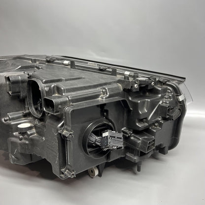 8739657-04 BMW X3 HEADLIGHT LEFT DRIVER X4 2018 2019 2020 2021 ADAPTIVE LED OEM 8739657-04