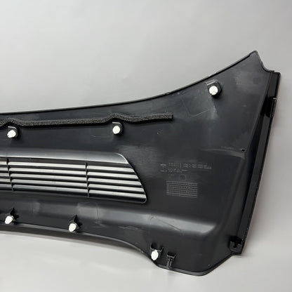 1619812-00-B TESLA MODEL Y WINDSHIELD WINDOW WIPER COWL PANEL 2020 21 22 2023 1619812-00-B