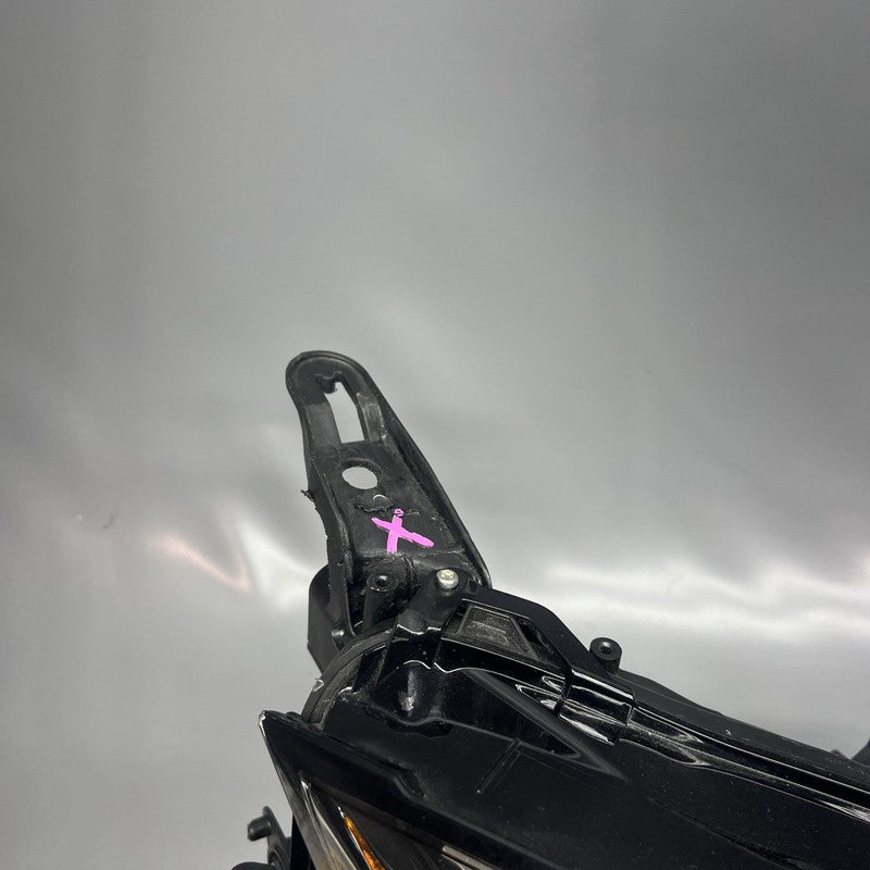 UX250H LEXUS UX250H HEADLIGHT UX200 HEADLIGHT RIGHT PASSENGER 2019 2020 2021 2022 LED 