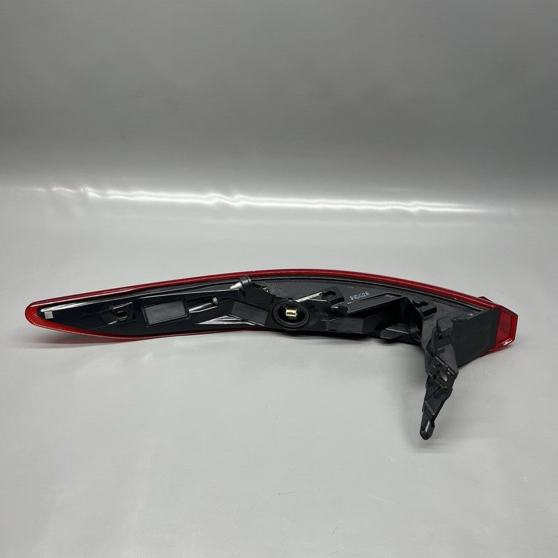 TOYOTA VENZA TAIL LIGHT LEFT DRIVER 2021 2022 2023 OEM