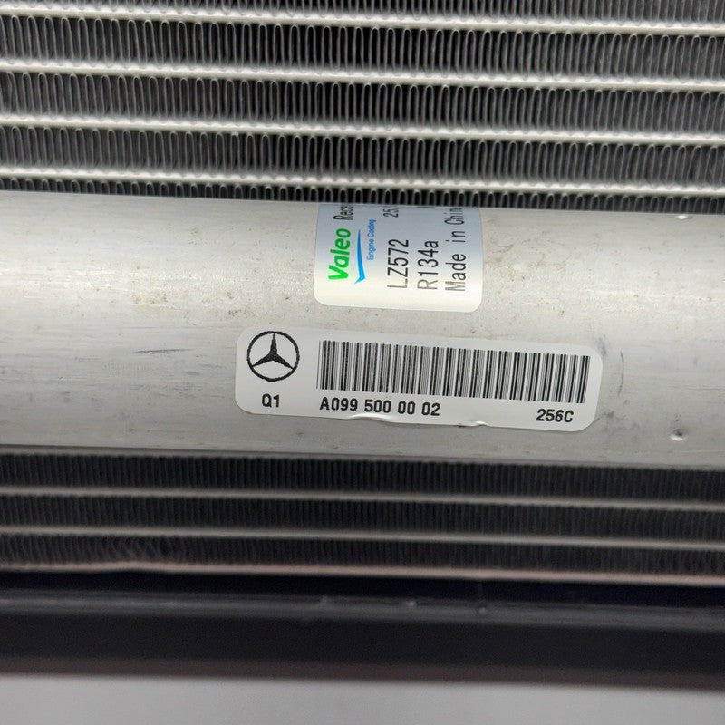 A0995000002 MERCEDES BENZ GL450 GL550 RADIATOR 2013 2014-2016 2017 2018 2019 OEM A0995000002
