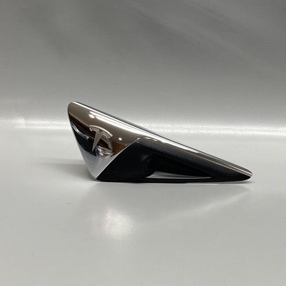 1642010-00-A TESLA MODEL Y FENDER MARKER CAMERA LEFT DRIVER 2020 2021 2022 2023 OEM