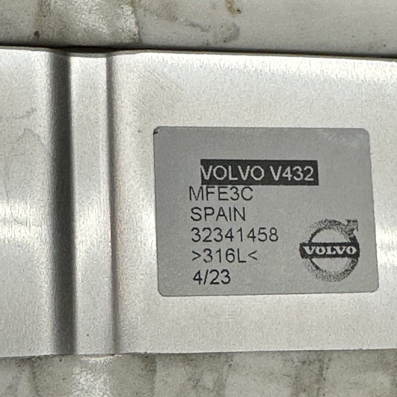 32341458 VOLVO V60 REAR BUMPER TRIM BAR MOLDING 2018 2019 2020 2021 OEM 32341458