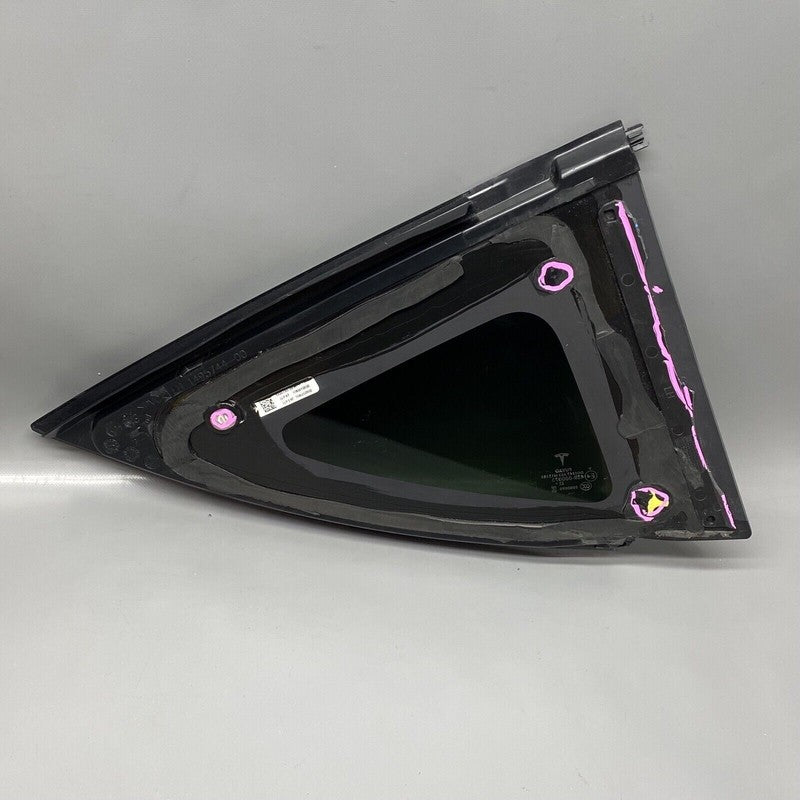 1495740-99-H TESLA MODEL Y QUARTER GLASS LEFT REAR 2020 2021 2022 2023 OEM 1495740-99-H