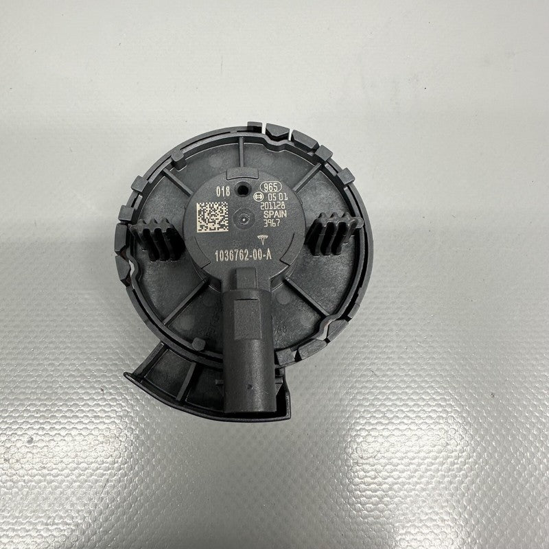 1036762-00-A TESLA MODEL X DOOR PRESSURE SENSOR 2017 2018 2019 2020 OEM 1036762-00-A