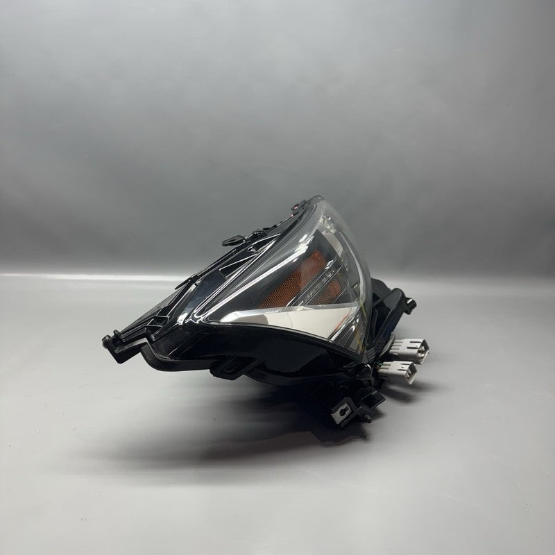 IS200T LEXUS IS200T HEADLIGHT RIGHT PASSENGER 2017 2018 2019 2020 LED OEM